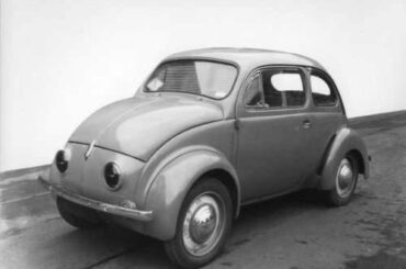 Renault 4CV prototype.