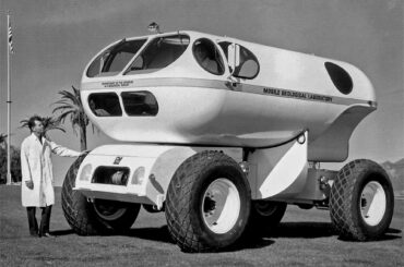 1965 MOLAB - Extended Mission Lunar Vehicle Prototype (By General Motors)...