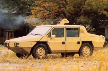 Oto Melara Gorgona Special Tasks Vehicle from the 1980s. 4WD, independent suspension, run-flat tires, and amphibious. Capable of having a 7.62mm LMG or 12.7mm HMG on top