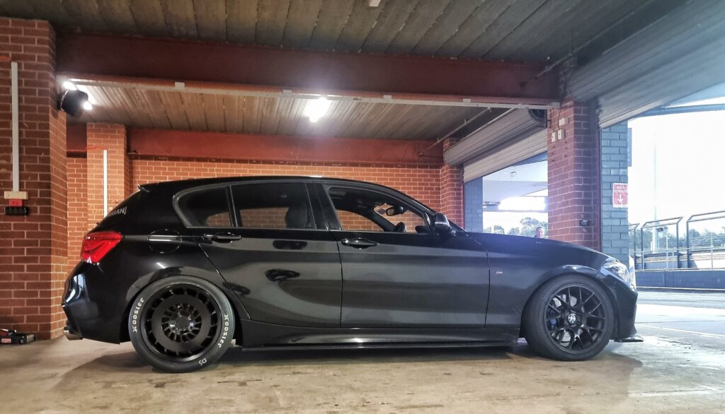 Benny on Hoosiers for roll racing 🤗