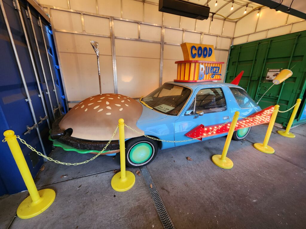 Dunno if this has been posted here yet, but the burger joint near me has the Good Burger movie car.