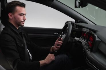 Knowing Your VW: Bluetooth Pairing (Golf)