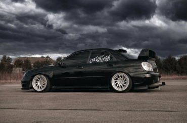 NOT my car. but does anyone know what wheels these are?