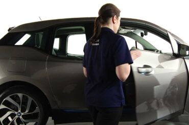 BMW i3 Passenger Doors | BMW Genius How-To