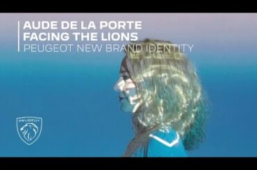 Facing The Lions l Aude De La Porte