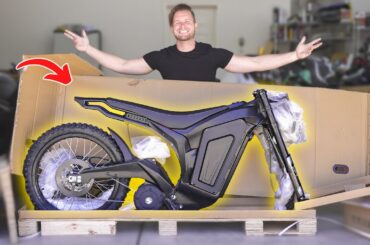 I JUST BOUGHT an ELECTRIC MOTORCYCLE in a BOX!! ($5,999 new)