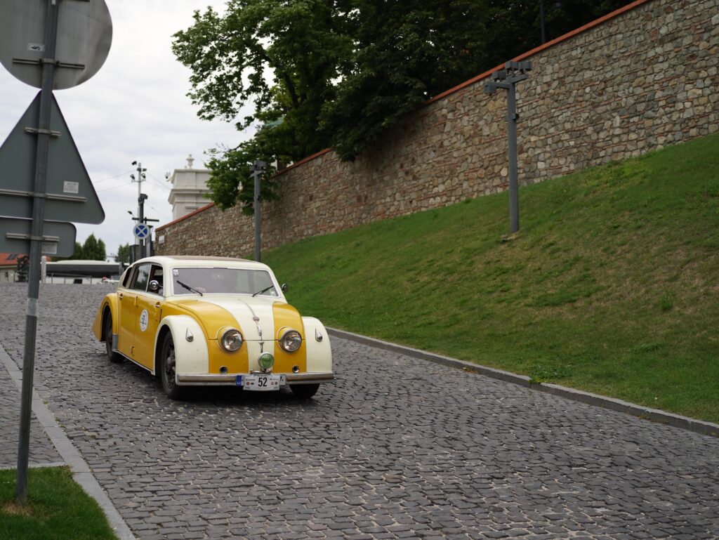 [OC] Anyone know what this is? Spotted in a classic rally in Bratislava, Slovakia.