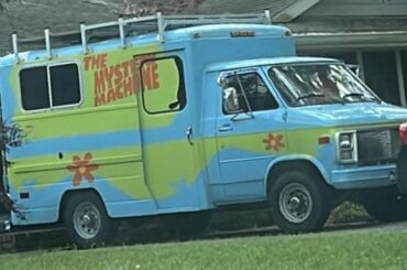 Scooby Doo Mystery Machine RV