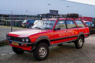 Lifted Peugeot 505 Wagon