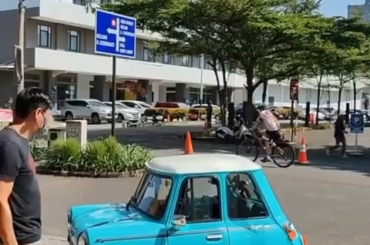 A mini-Mini
