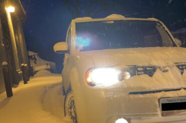 11’ Nissan Cube.. My daily in North Dakota year round.. 😂