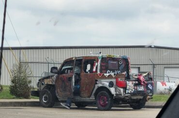 Can't decide if shitty or awesome