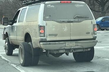 I don't think this is factory spec.