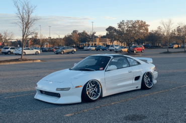 Need more MR2s to take pictures with