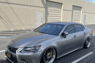 When you cant afford a BMW so you just buy BMW wheels for your car :/