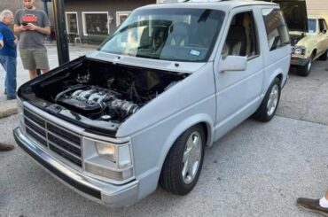 Shorty Dodge Caravan with SHO swap!