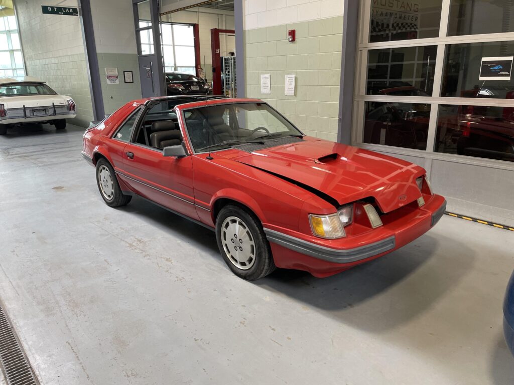 Spotted my dream car at my college. A (relatively rare) [1984 mustang svo T-Top]