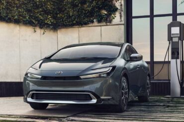 Toyota Planning Plug-In Hybrid Vehicles With Over 124 Miles Of Electric Range