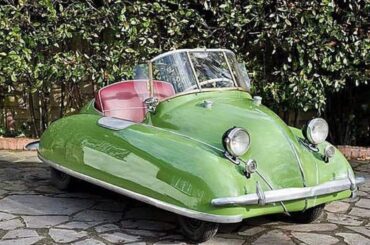 Volugrafo Bimbo - 125cc Aerodynamic microcar from 1946 manufactured in Turin.