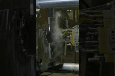 ⚒️ Discover the process behind the creation of high-quality aluminum parts ! #Shorts