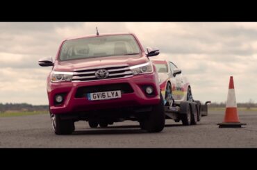 Hilux Little and Large: Tow