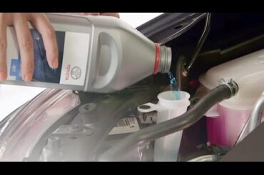 How to top up windscreen washer fluid