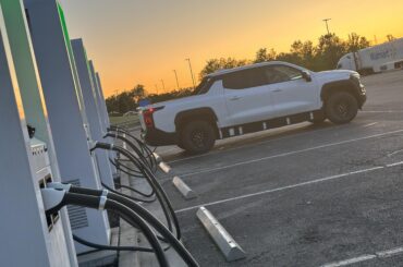 Spotted: Chevrolet Silverado EV prototype