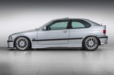 BMW 318ti with a S70 V12 from an 850CSI