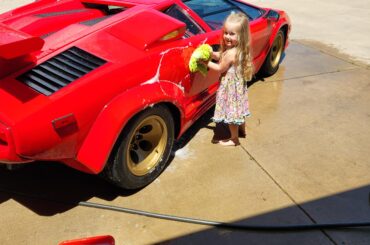 1988 Lamborghini Countach Get them Started Young! [4000x3000]