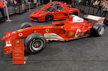 F2004 and LaFerrari [4032x3024]
