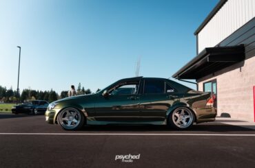 finally got some decent pics of my recently painted and widebodied 03 5 speed