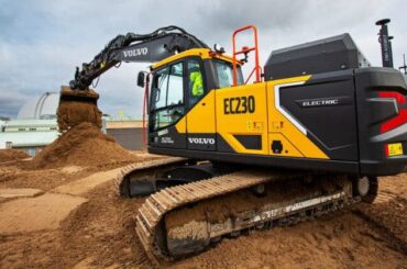 Volvo CE Introduces Battery-Electric 23-Ton Excavator
