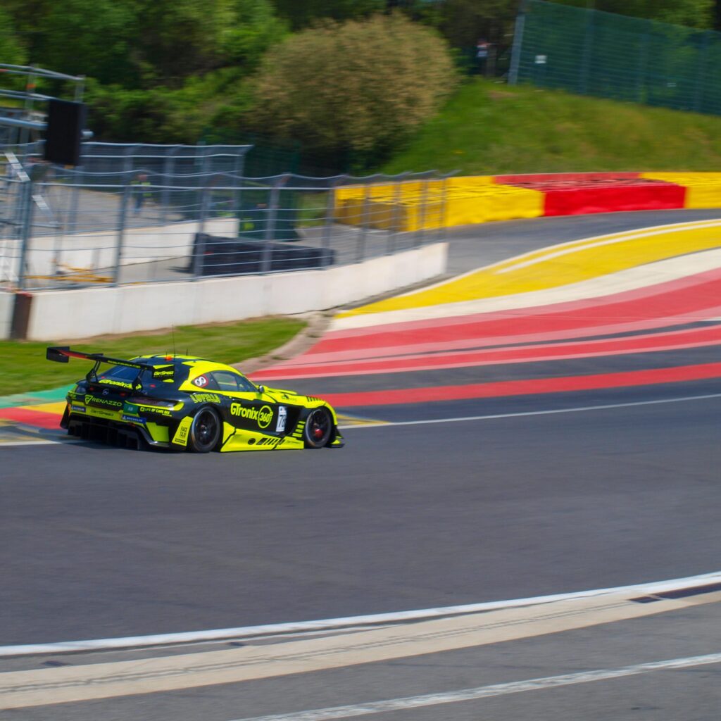 Mercedes AMG on Spa-Francorchamps [2735x2735]