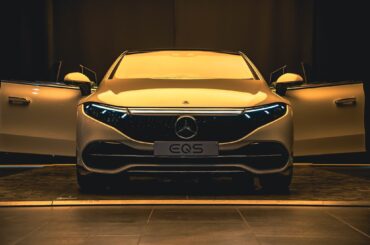 Mercedes wants EV buyers to get used to paywalled features