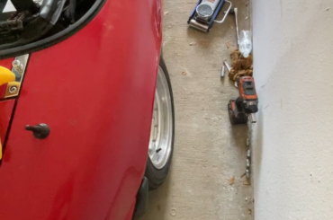 Just put my rear upper control arms on👀