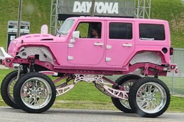 Barbie Jeep