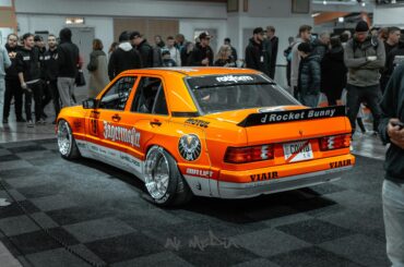 This might be the most Mercedes I have ever seen (W201)