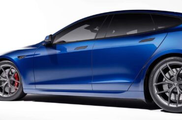 Tesla Launches New Model S Plaid Track Package That Unlocks 200 MPH Top Speed - if you wanna go really fast!