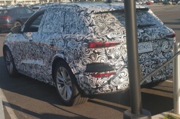 I spotted the next-gen Audi Q5 testing- hybrid/electric model confirmed!