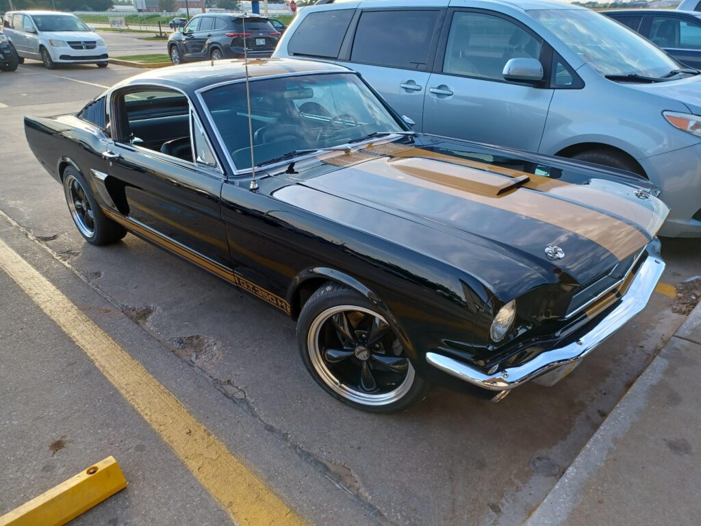 Ford Mustang GT350H out in the wild