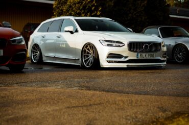 Bagged Volvo V90