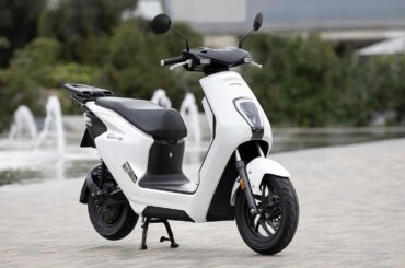 Honda EM1 e scooter announced: Honda's first electric two-wheeler is a 30 mile range urban scooter