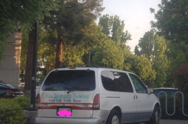 You pull into your local Trader Joe's and see this, what color is their armpit hair?