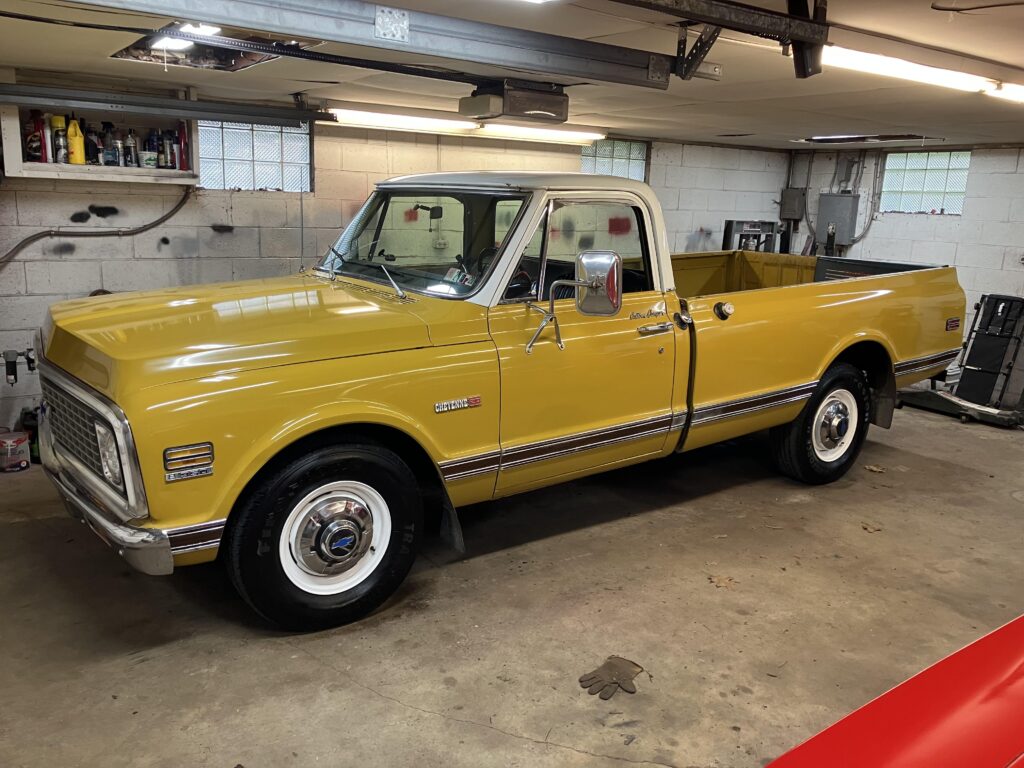 It was a rainy day here, so I waxed my old rides. 72 c20 pictured.