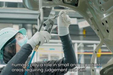 [PAINTING] Commitment to Craftsmanship: Did You Know Humans and Robots Collaborate?