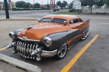 Awesome rod I found while cruising near my house. The owner did everything custom himself.