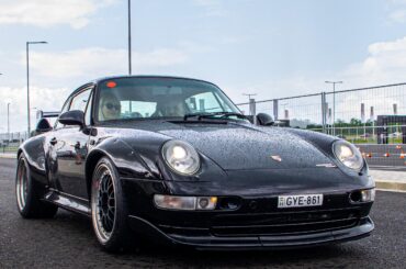 Porsche 993 GT2 [2398x3620]