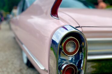 Cadillac Coupe DeVille 1960 (3024x4032)