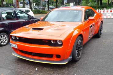 Today i see a Dodge Challenger R/T General Lee