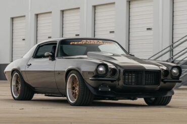 1973 Chevrolet Camaro [1440x1440]